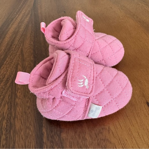 NWOT Bearpaw Pink Quilted Baby Girl Walker Boots Crib Shoes Size 2 (3-6M) - Picture 2 of 4